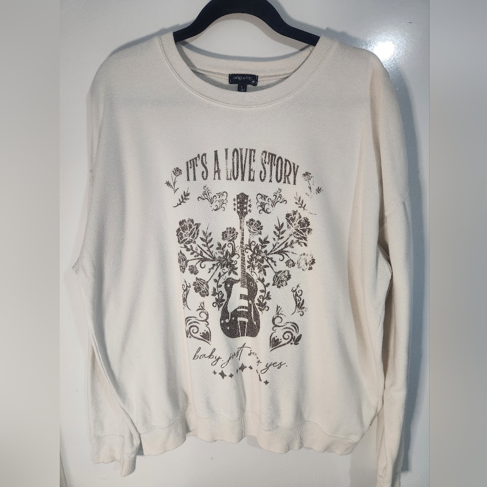 Taylor Swift Cream Graphic Sweatshirt, SIZE LARGE